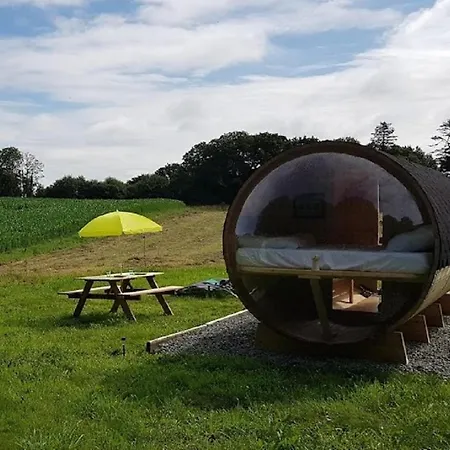 Le Domaine De Kerampape, Accessible, Vignoble En Finistere Sud Дом отдыха